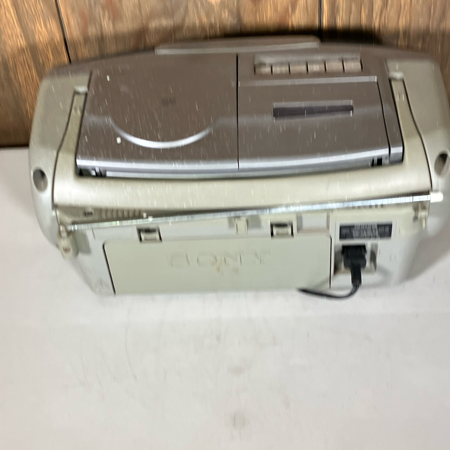VINTAGE SONY BOOMBOX CFD-V17 VINTAGE SONY BOOMBOX CFD-V17